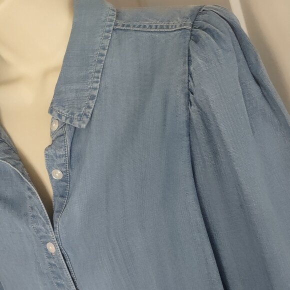 For The Republic Women’s Denim Button-up Shirt  - MEDIUM - Picture 10 of 13